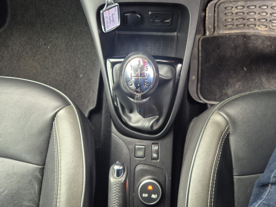 2017 Renault Captur - image 11