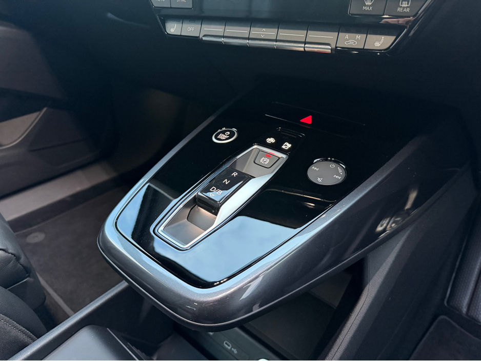 2025 Audi Q4 e-tron 82kwh long Range - S Line Black Ed - Quattro €47,940