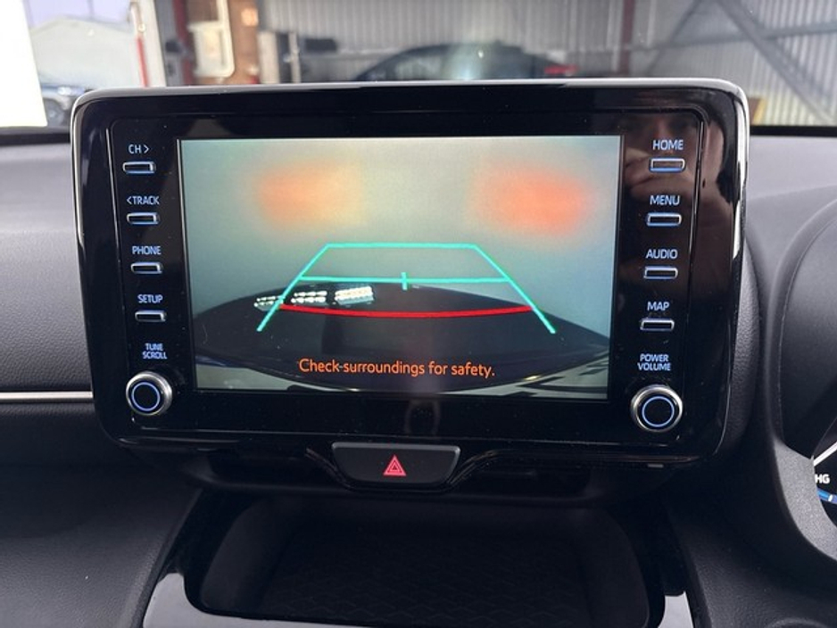 2023 Toyota Yaris Cross HYBRID LUNA SPORT €27,950