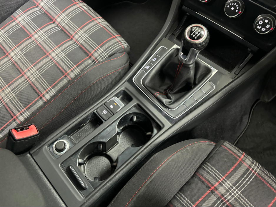 2013 Volkswagen Golf VOLKSWAGEN GOLF GTI 2.0 TSI MANUAL 6SPEED FWD 220BHP 3DR*TARTAN SEATS*AUTO HOLD HANDBRAKE*TRADE INS AVAILABLE* €15,950