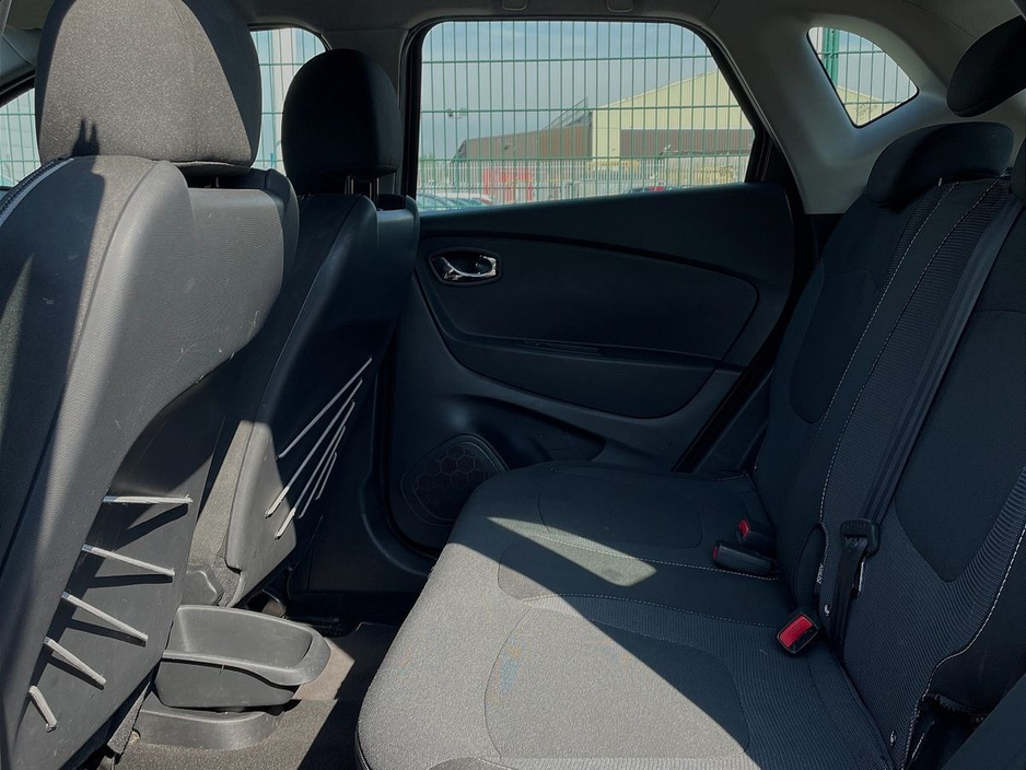 2014 Renault Captur dCi 90 S&S INTENSE €5,950