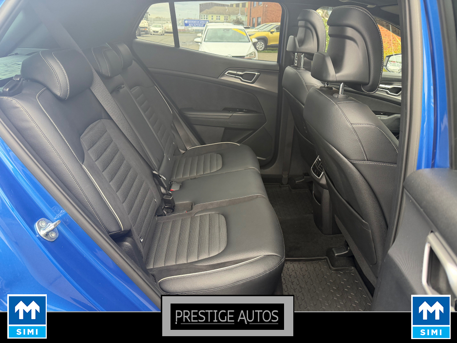 2025 Kia Sportage - image 9