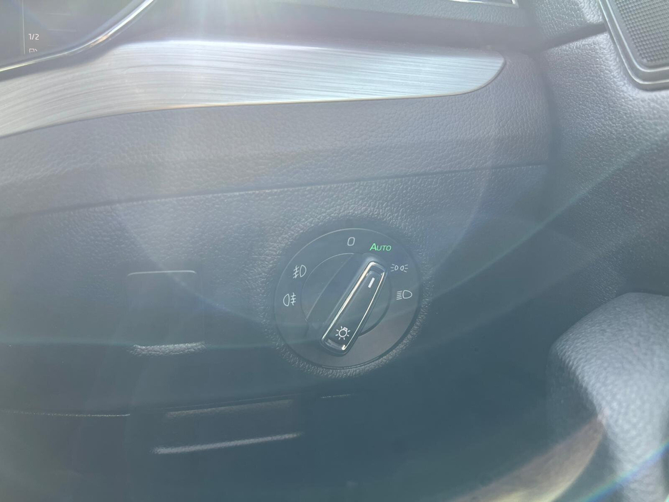 2024 Skoda Superb - image 12