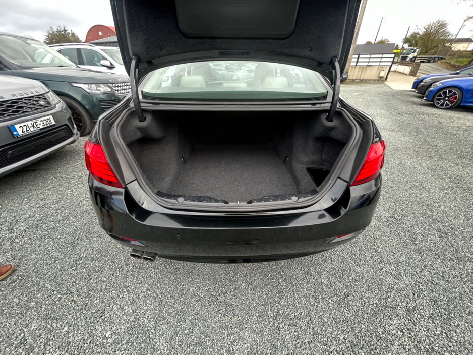 2015 BMW 5 Series - image 5