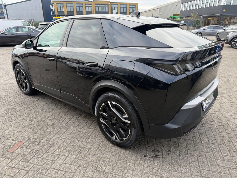 2024 Peugeot 3008 - image 8