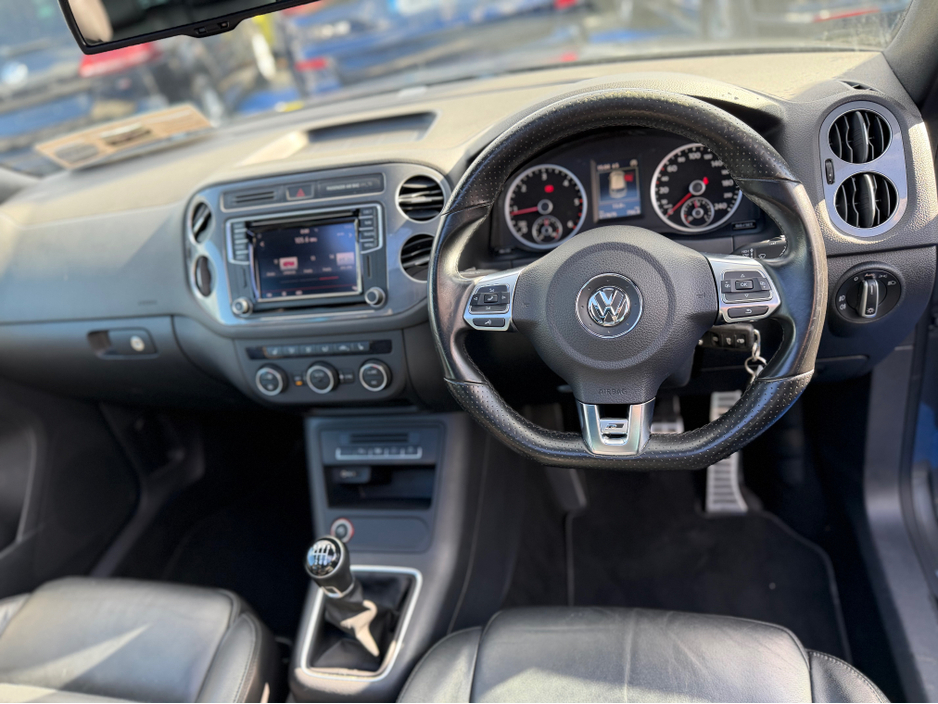 2016 Volkswagen Tiguan - image 22