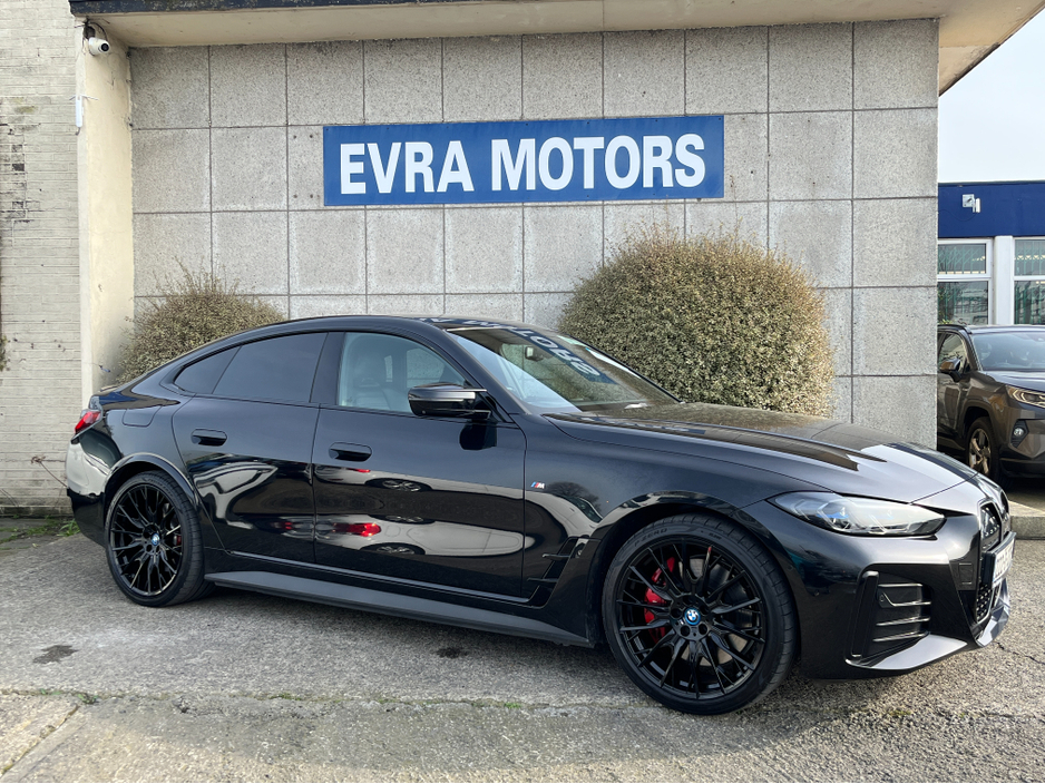 2022 BMW i4 - image 3