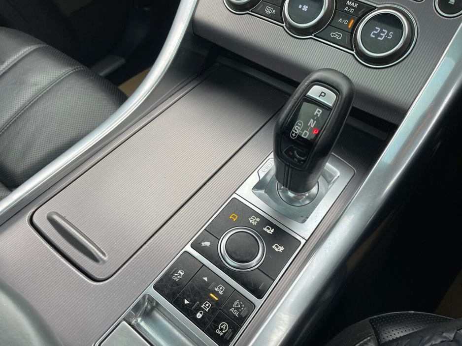2015 Land Rover Range Rover Sport - image 30