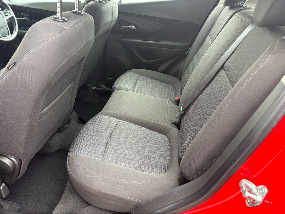 2017 Opel Mokka - image 8