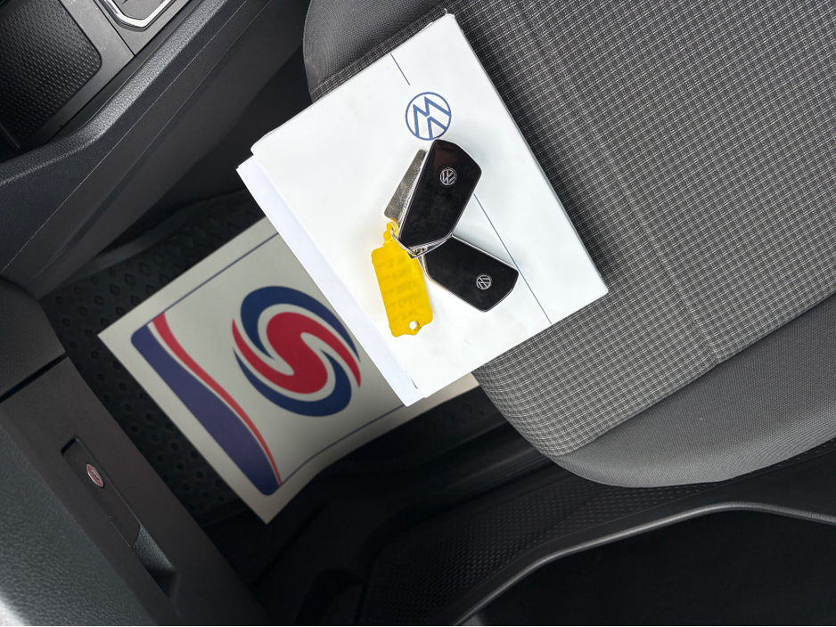 2025 Volkswagen Caddy - image 28