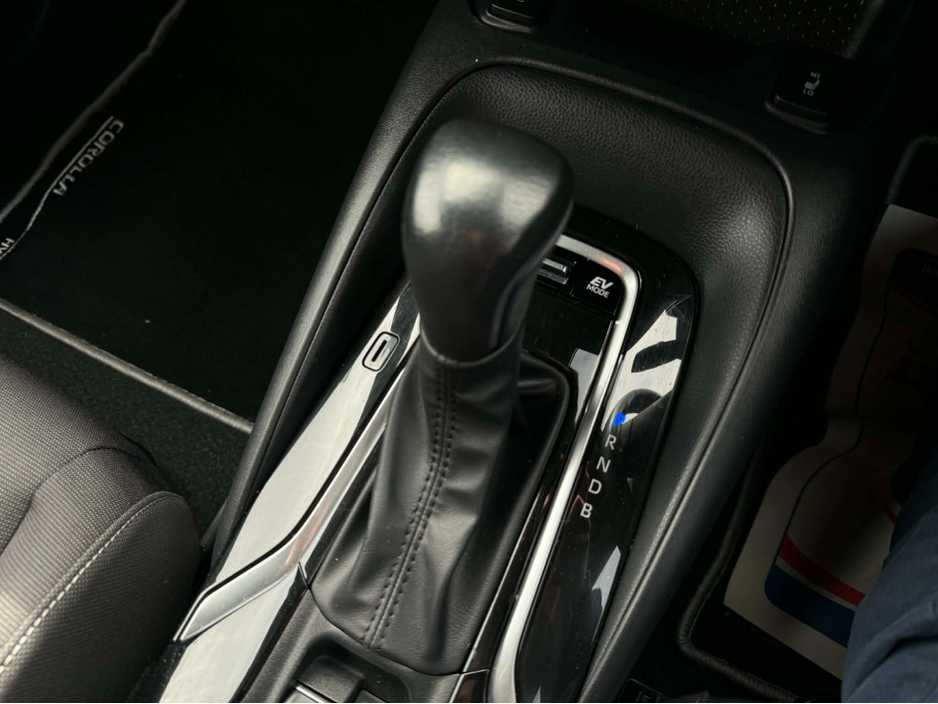 2023 Toyota Corolla - image 16