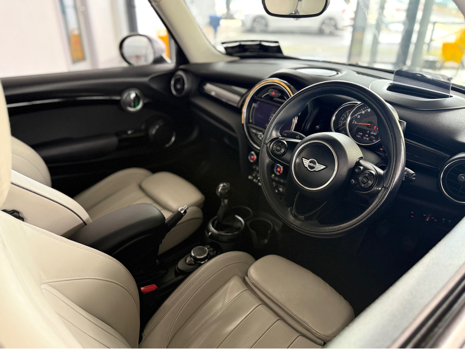 2015 MINI Hatch 1.5 3DR COOPER €9,950