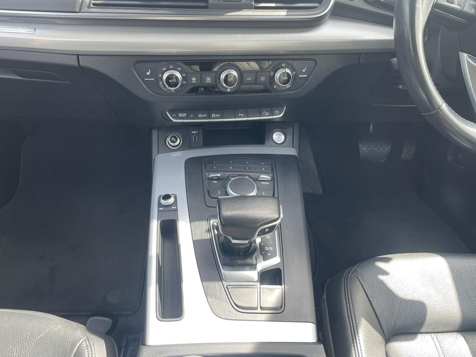 2018 Audi Q5 - image 12
