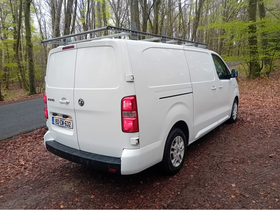 2019 Opel Vivaro - image 6