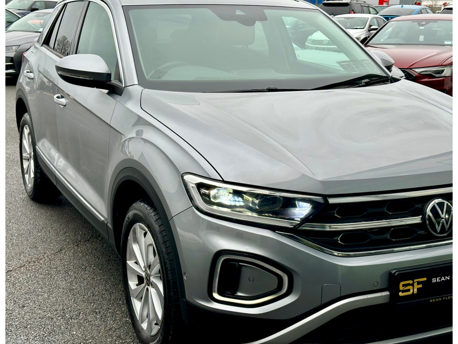 2023 Volkswagen T-Roc ++JUST 6K KML++ STYLE 1.5 TSI D7F 150HP €34,950