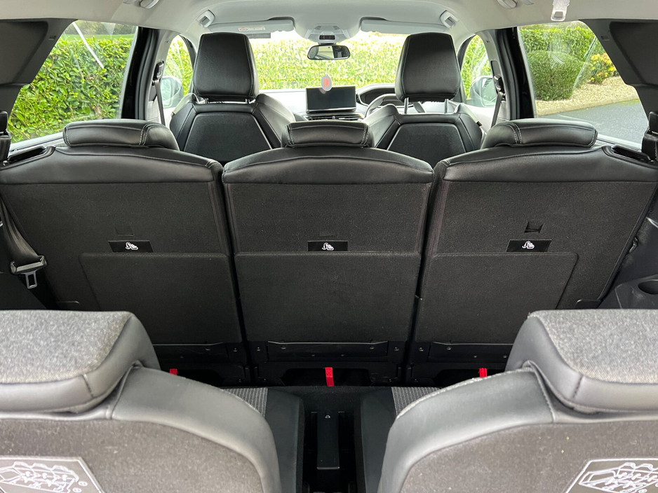 2023 Peugeot 5008 1.5 BlueHDi 130bhp Allure €33,950