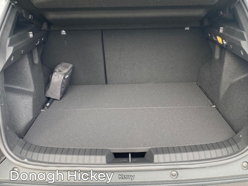 2025 Dacia Duster - image 11