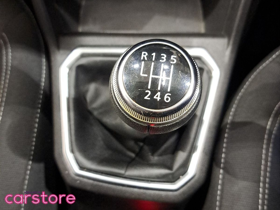 2022 Dacia Jogger - image 16