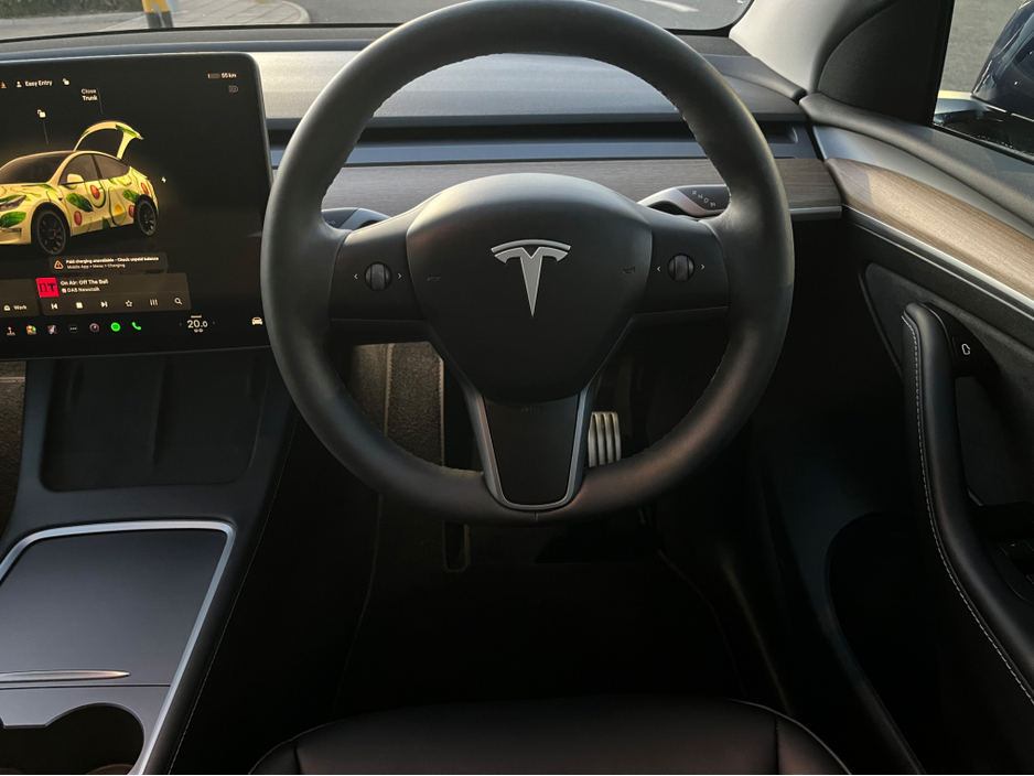 2024 Tesla Model Y - image 12
