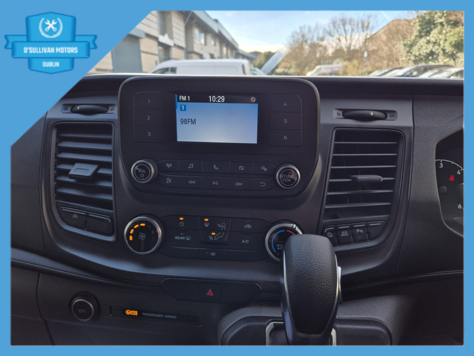 2020 Ford Transit Custom - image 24