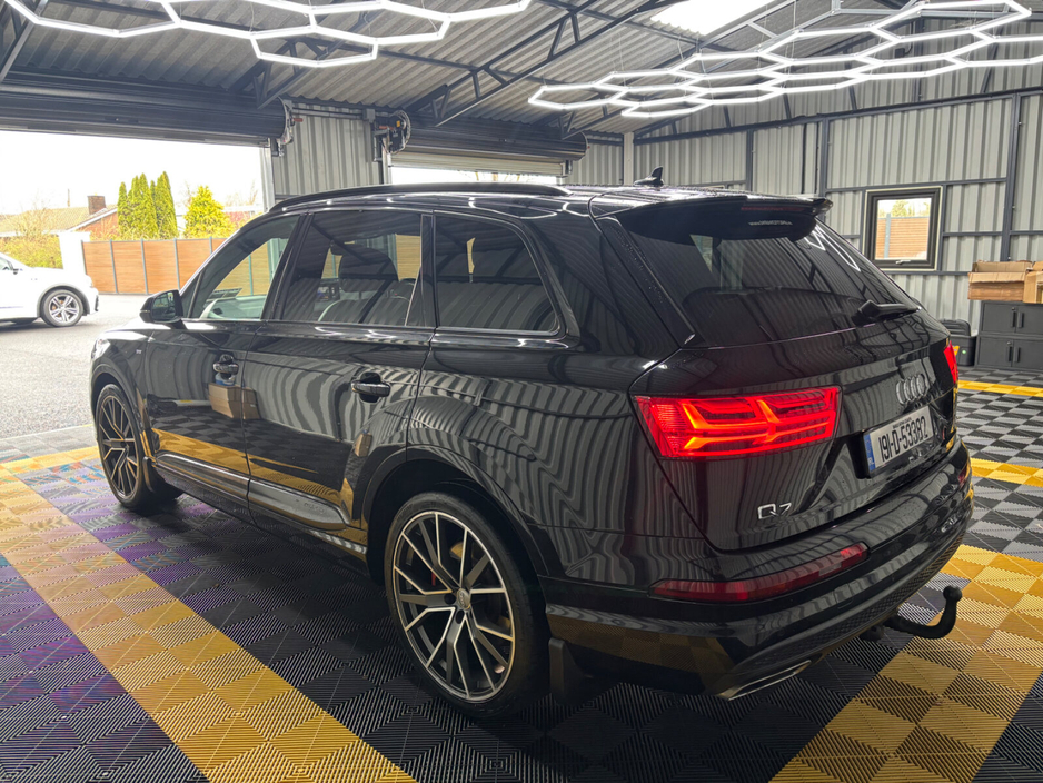 2019 Audi Q7 - image 16