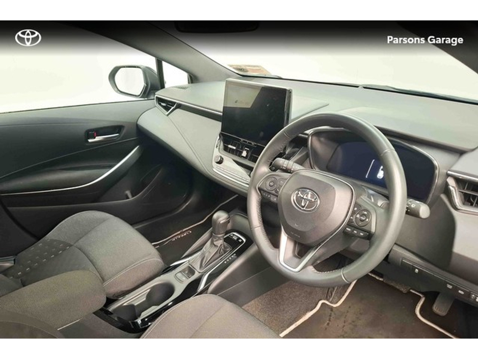 2023 Toyota Corolla - image 7