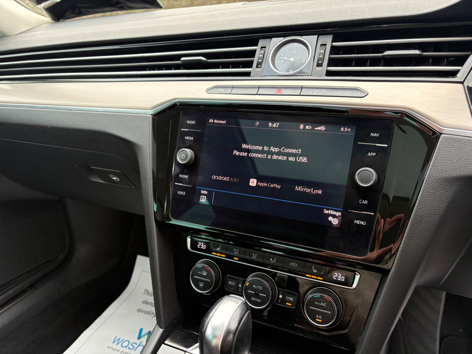 2017 Volkswagen Passat 1.6 TDI DSG 120HP Highline €15,950