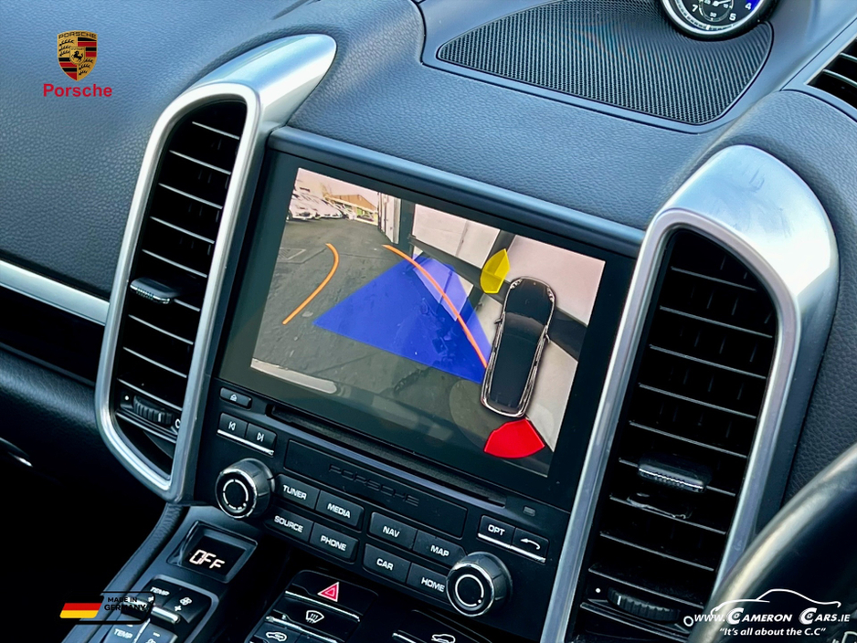 2017 Porsche Cayenne - image 7