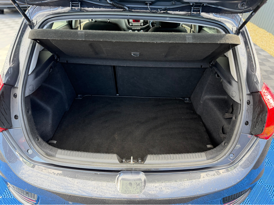 2017 Kia Ceed - image 29