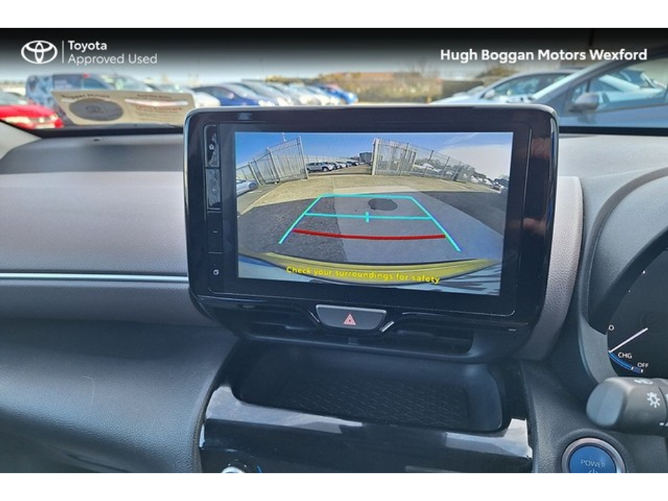 2023 Toyota Yaris Cross - image 17