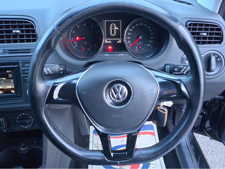 2015 Volkswagen Polo TRENDLINE 1.0 60HP MANUAL 5SPEED 5DR €10,950
