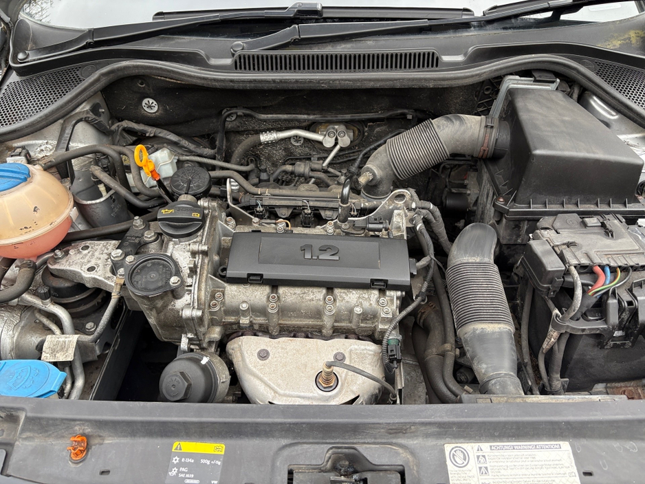 2013 Volkswagen Polo - image 19