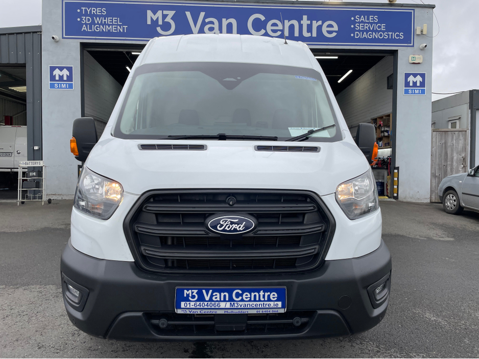 2025 Ford Transit - image 9