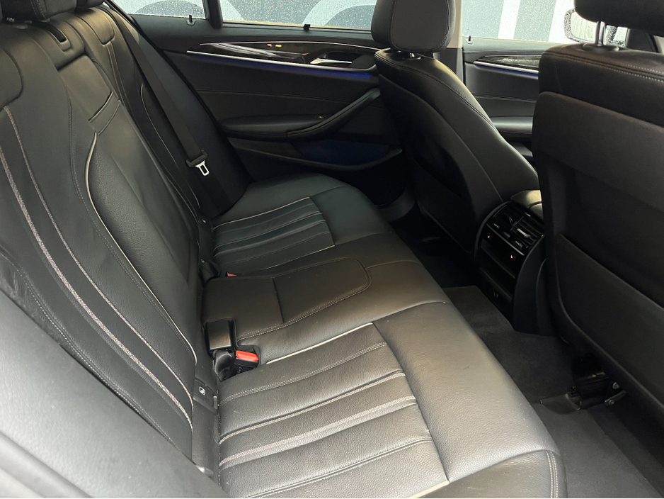 2018 BMW 5 Series €24950! 2018 BMW 520D 523D LUXURY 2.0 AUTOMATIC / CRUISE CONTROL / 360° PARKING CAMERA / ELECTRIC MEMORY & HEATED SEATS / HEATED REAR SEATS €24,950