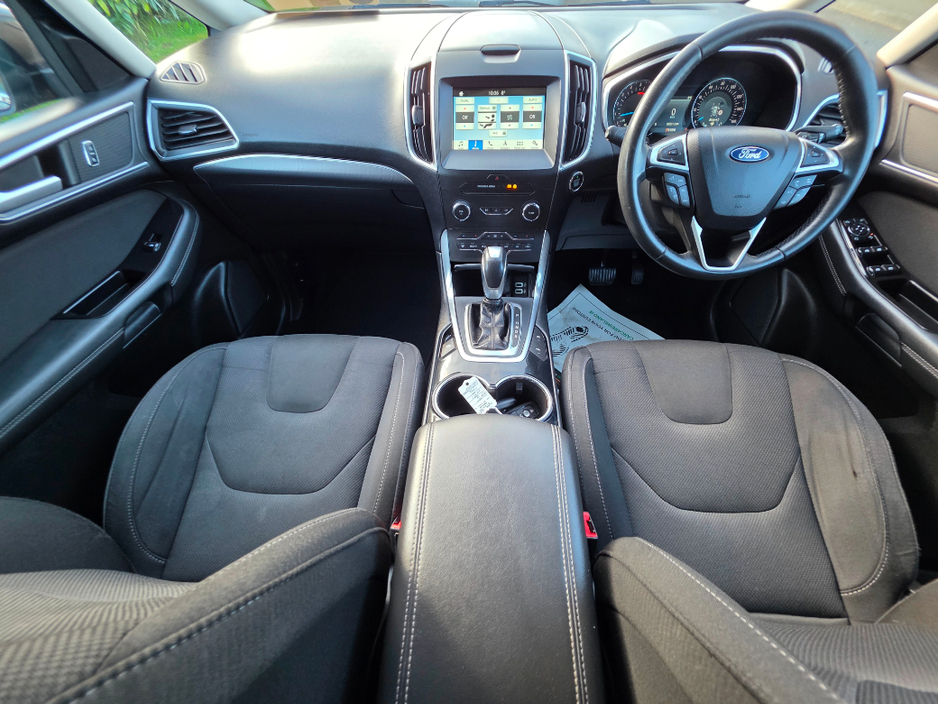 2017 Ford S-Max - image 12