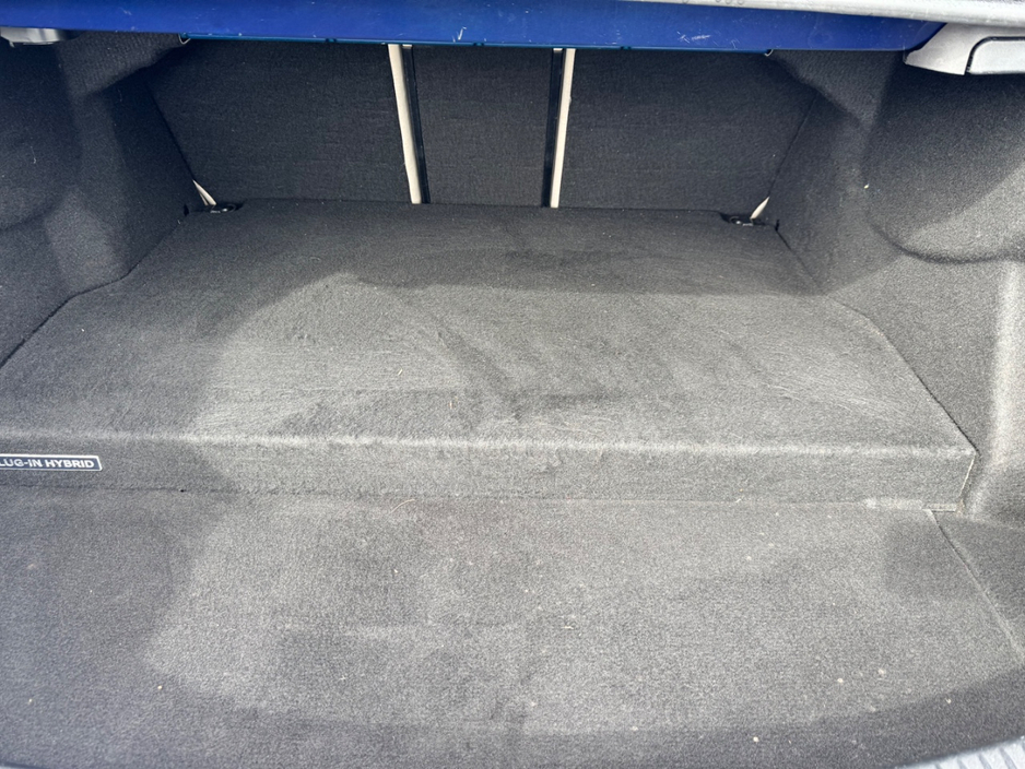 2016 Mercedes-Benz C Class - image 20