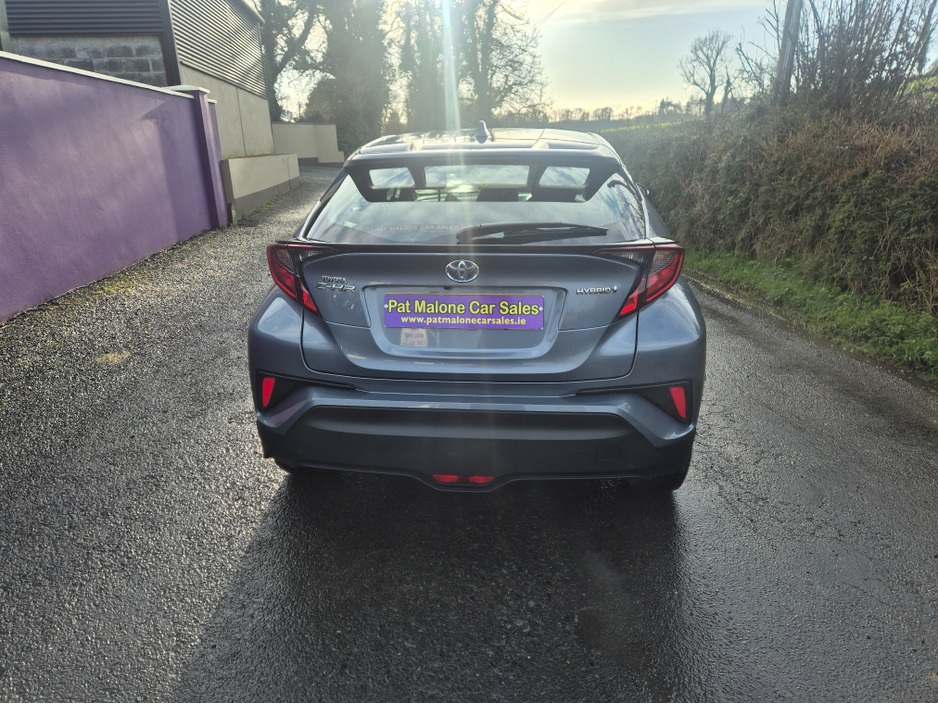 2023 Toyota C-HR - image 6