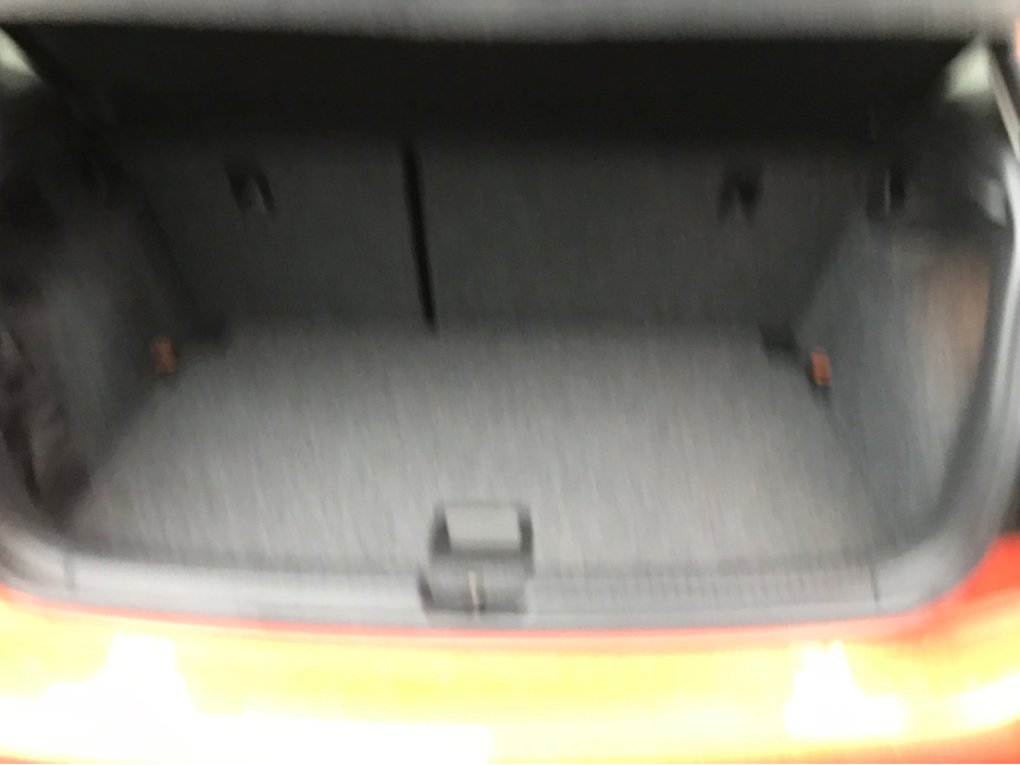 2020 Volkswagen Polo - image 18