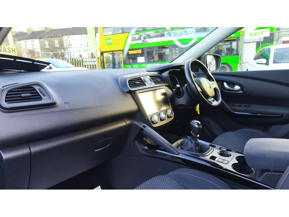 2019 Renault Kadjar - image 16