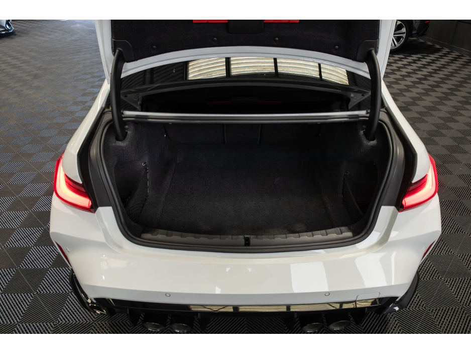 2021 BMW M3 - image 13
