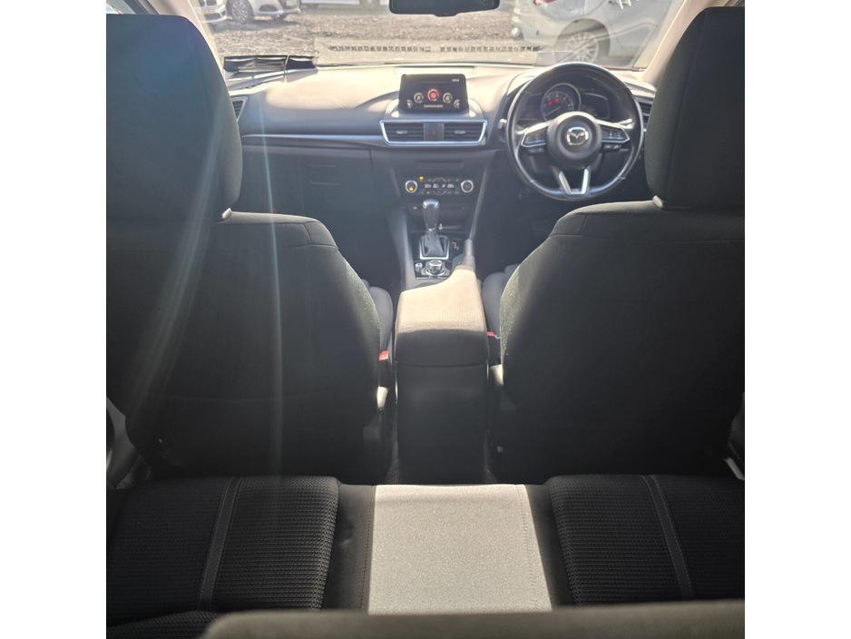 2016 Mazda Axela  €12,450