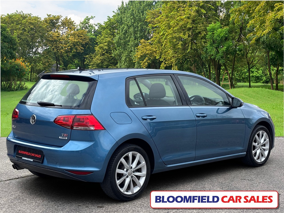 2015 Volkswagen Golf - image 7