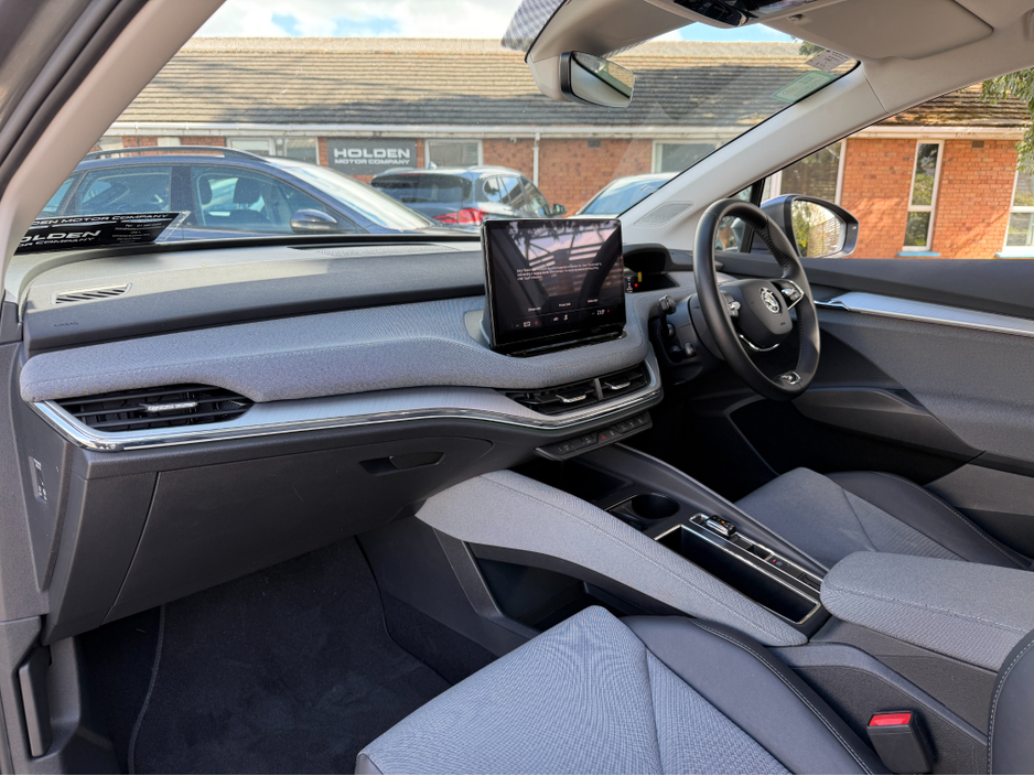 2023 Skoda Enyaq - image 27
