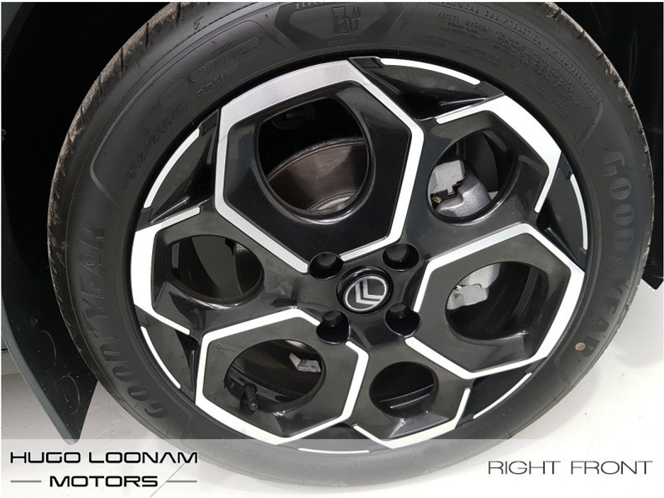 2026 Citroen C3 PLUS PURETECH 100 MY30 4DR