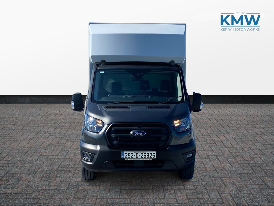 2025 Ford Transit - image 2