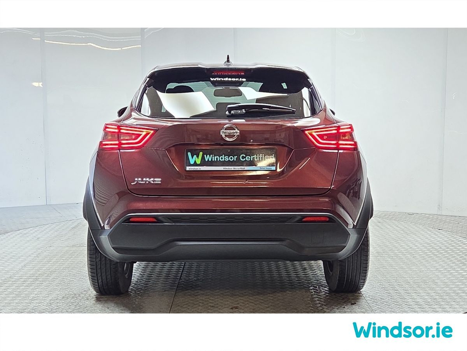 2020 Nissan Juke - image 11