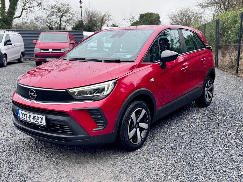 2022 Opel Crossland - image 4