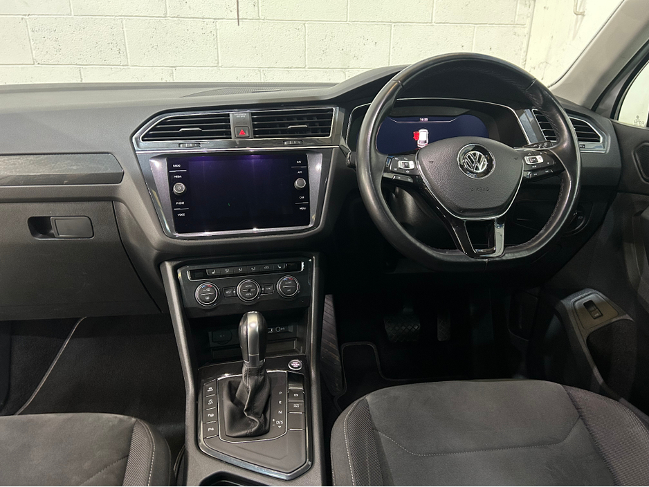 2018 Volkswagen Tiguan - image 7