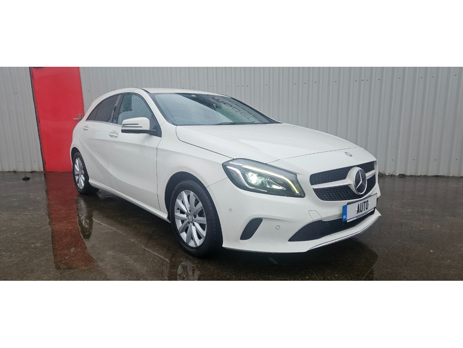 2016 Mercedes-Benz A Class - image 2