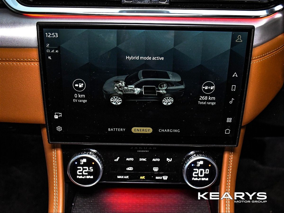 2023 Jaguar F-Pace - image 29